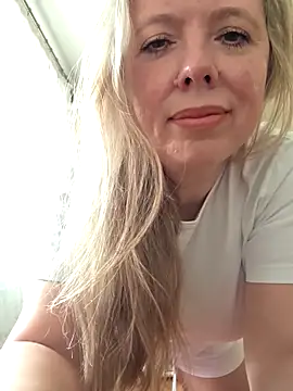 Irina3718 online show from February 2026 08:36:02 AM