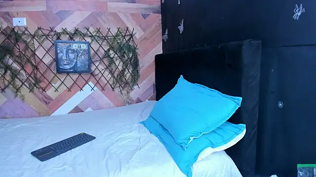 EmilyandChristianTattoos online show from September 2025 10:42:02 PM