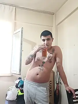 Snapshot of Kadir1320@xh chatting on March 2025 12:24:01 PM Kadir1320xh online show from March 2025 12:24:01 PM