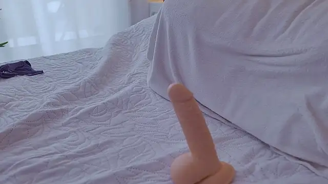 Eva Roose online show from February 2025 09:49:01 AM