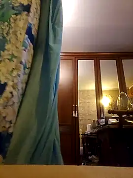 AntonyXsmile online show from April 2026 12:23:01 PM