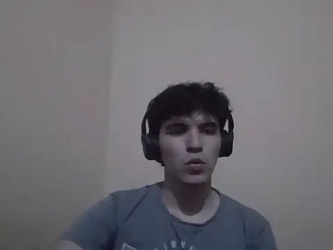 Snapshot of Visculi chatting on December 2025 10:31:01 PM Visculi online show from December 2025 10:31:01 PM