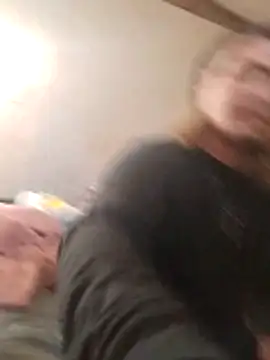 loverbugs21 online show from November 2025 08:56:01 PM