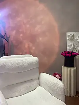 Snapshot of Baby-youyou chatting on March 2025 08:26:02 PM Baby-youyou online show from March 2025 08:26:02 PM