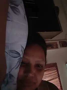 Snapshot of Arohi35 chatting on June 2026 09:43:01 AM Arohi35 online show from June 2026 09:43:01 AM