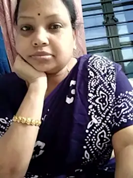 Snapshot of Arohi35 chatting on June 2026 01:12:02 PM Arohi35 online show from June 2026 01:12:02 PM