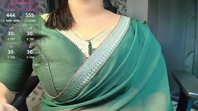 Snapshot of _Lisha_ chatting on September 2025 04:14:02 PM  Lisha  online show from September 2025 04:14:02 PM