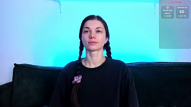 Snapshot of Eva_McCoy chatting on December 2025 09:31:01 AM Eva McCoy online show from December 2025 09:31:01 AM