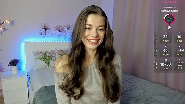 Eva McCoy online show from October 2025 08:05:01 AM