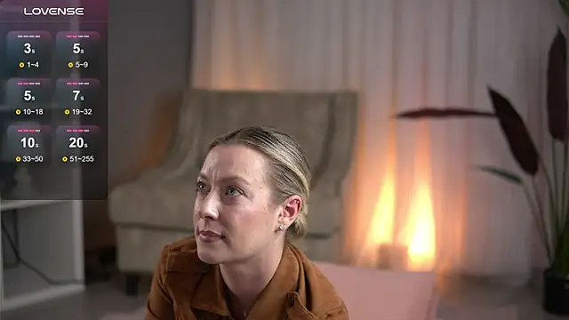 AnnastasiaMills online show from April 2026 06:58:01 PM
