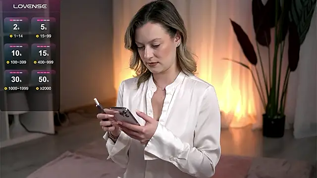 AnnastasiaMills online show from March 2026 07:39:01 PM