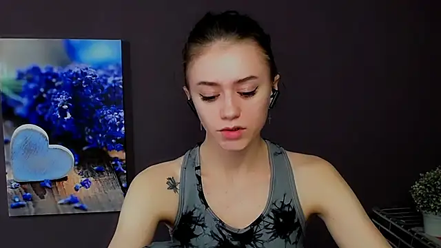 LanaTey online show from March 2025 04:02:01 PM