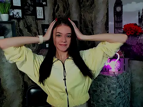 LanaTey online show from October 2025 05:09:01 AM