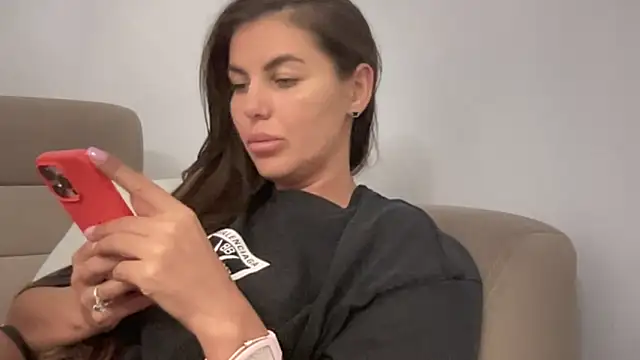 Snapshot of AngelinaMeov chatting on September 2025 07:10:02 PM AngelinaMeov online show from September 2025 07:10:02 PM