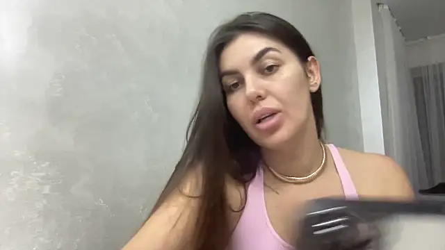 Snapshot of AngelinaMeov chatting on March 2025 04:18:01 PM AngelinaMeov online show from March 2025 04:18:01 PM