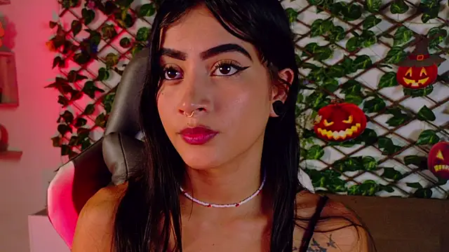 alice rous21 online show from October 2025 01:32:02 PM