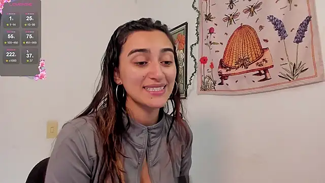 Gabee7  online show from November 2025 05:01:02 PM