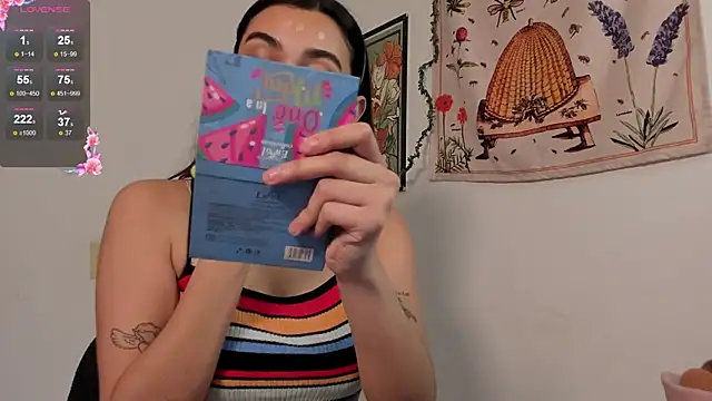 Gabee7  online show from November 2025 05:57:01 PM