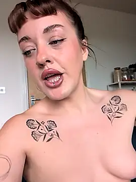 Petite Juicy Olive online show from May 2026 08:07:01 AM