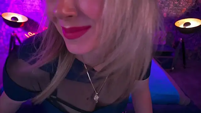 CandyLadyyy online show from March 2026 10:04:02 PM