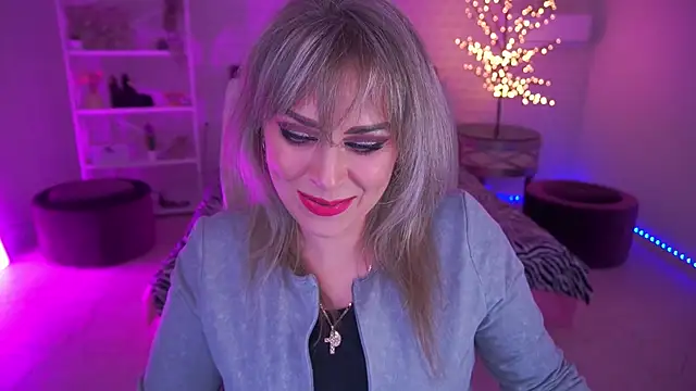 CandyLadyyy online show from April 2026 08:16:01 PM