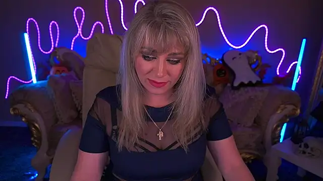 CandyLadyyy online show from November 2025 09:52:02 PM