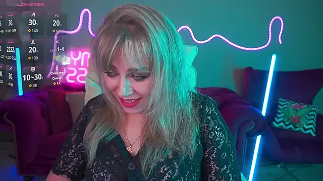 CandyLadyyy online show from November 2025 09:52:01 PM