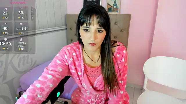 Snapshot of Tania_Duque chatting on September 2025 03:06:01 PM Tania Duque online show from September 2025 03:06:01 PM