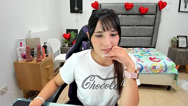 Tania Duque online show from March 2026 02:10:02 PM