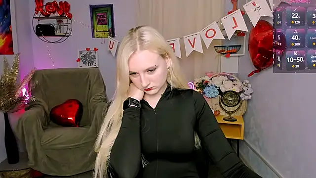 madam uliis online show from February 2026 12:24:02 PM