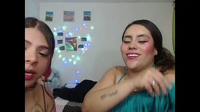 Snapshot of nicky_andcamil chatting on February 2026 08:41:02 PM nicky andcamil online show from February 2026 08:41:02 PM