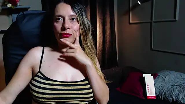 Milf BustyBabe online show from March 2025 02:35:02 PM