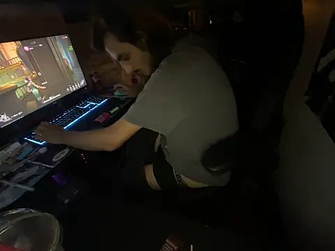 twink69Finger online show from November 2025 02:53:02 PM