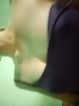 Snapshot of VictoriaLuxe chatting on September 2025 03:56:01 AM VictoriaLuxe online show from September 2025 03:56:01 AM