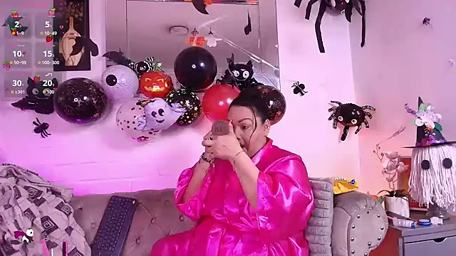 EllenaBoobs  online show from October 2025 06:01:02 AM