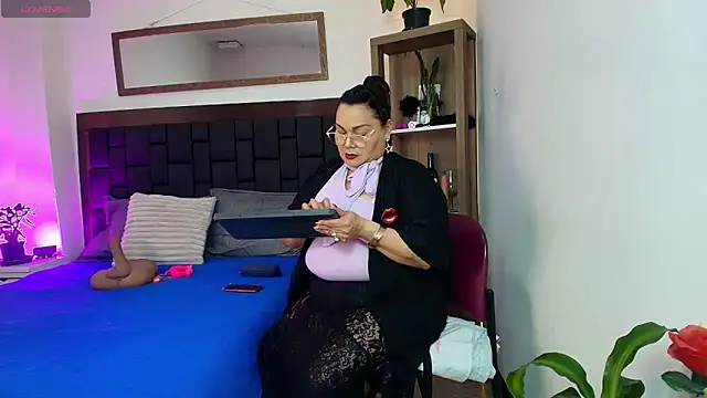 EllenaBoobs  online show from March 2026 03:28:01 AM