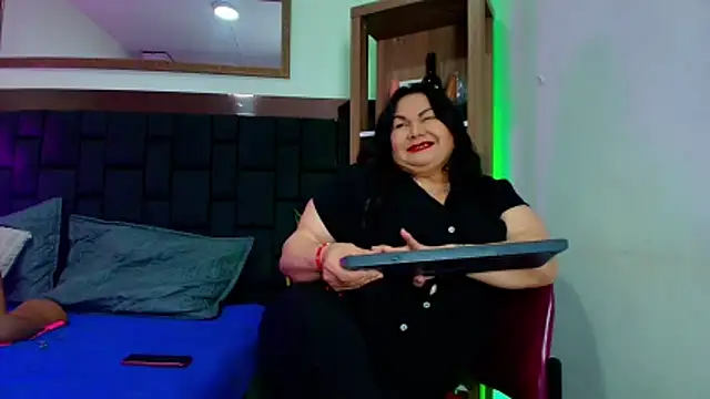 EllenaBoobs  online show from May 2026 04:08:01 AM