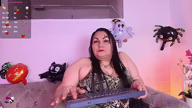 EllenaBoobs  online show from October 2025 06:11:01 AM