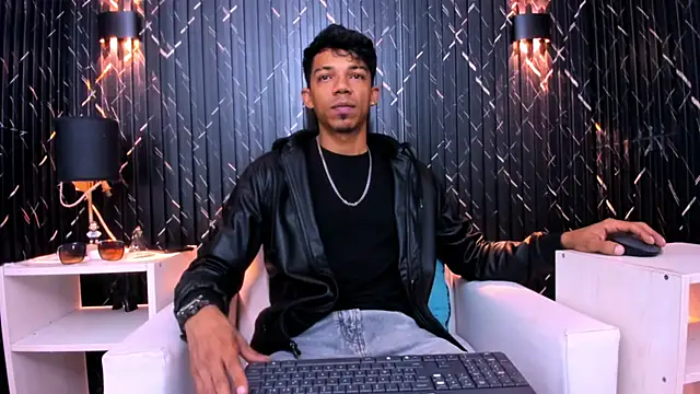 Snapshot of Gregory_Sforza chatting on November 2025 11:48:01 AM Gregory Sforza online show from November 2025 11:48:01 AM