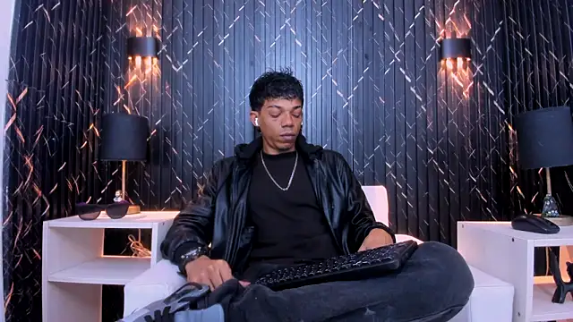 Snapshot of Gregory_Sforza chatting on December 2025 07:37:01 PM Gregory Sforza online show from December 2025 07:37:01 PM