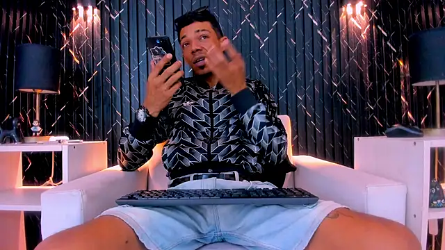 Gregory Sforza online show from February 2026 08:09:02 PM