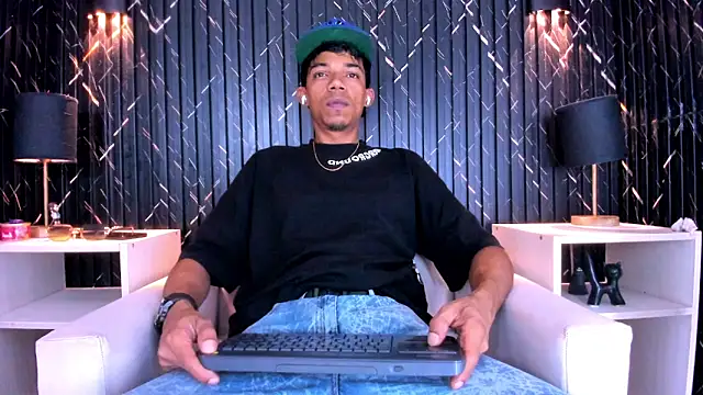 Gregory Sforza online show from December 2025 06:19:01 PM