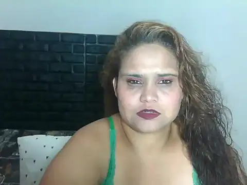 clover cams1874 online show from November 2025 11:54:01 AM