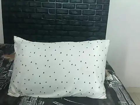 clover cams1874 online show from December 2025 07:57:02 PM