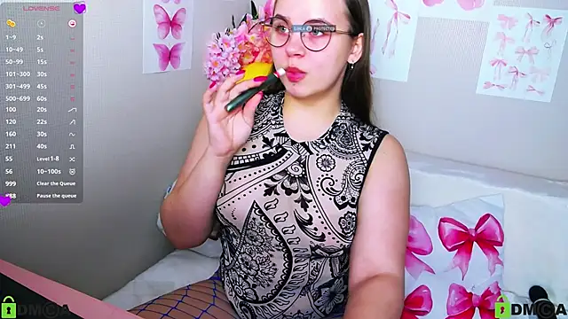Lilysweet13 online show from September 2025 07:10:02 AM