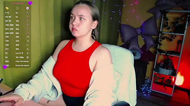 Lilysweet13 online show from May 2026 06:03:01 PM