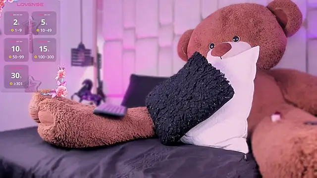 Snapshot of Daia_Ortiz chatting on November 2025 10:24:01 PM Daia Ortiz online show from November 2025 10:24:01 PM