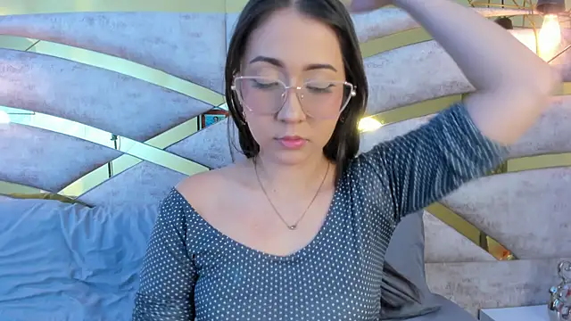 Snapshot of Sofiia_Rossee_ chatting on October 2025 08:17:02 PM Sofiia Rossee online show from October 2025 08:17:02 PM