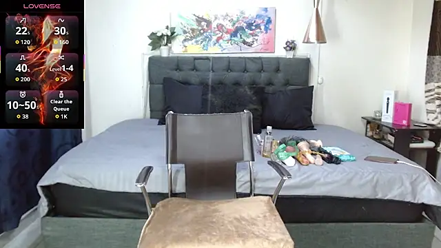 mia velvet1 online show from October 2025 02:17:02 PM
