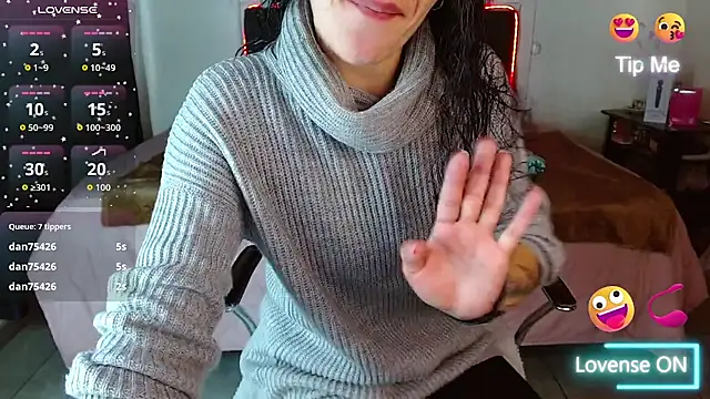 Snapshot of mia_velvet1 chatting on October 2025 01:32:01 PM mia velvet1 online show from October 2025 01:32:01 PM